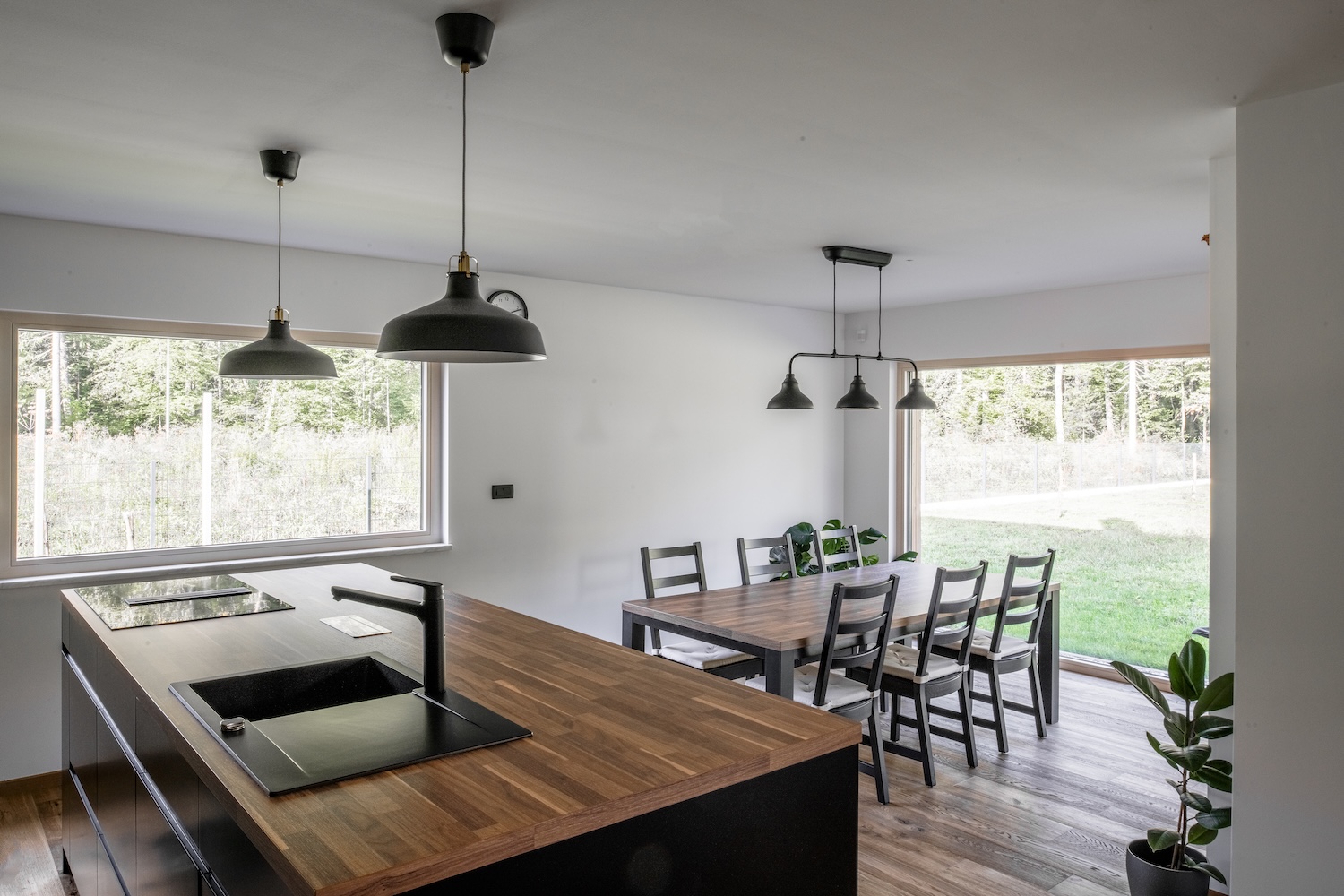 hisa-medenika-jelovica-hise13