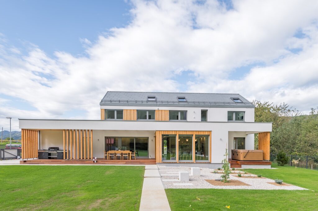 hisa-leska-jelovica-14