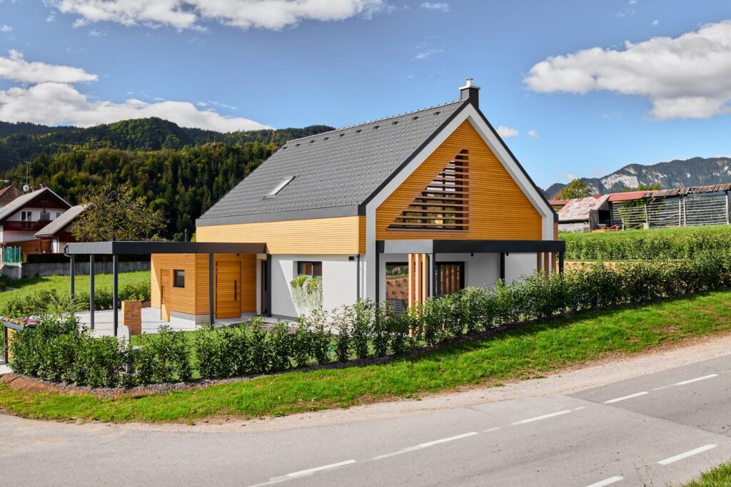 hisa-malina-jelovica-hise1