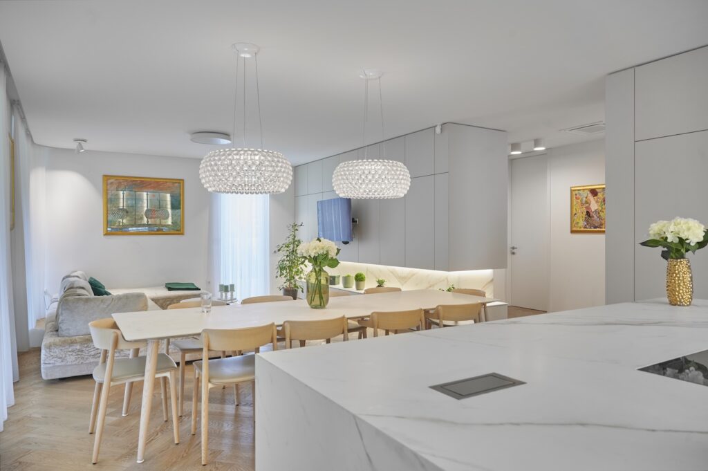 hisa-perunika-jelovica-16