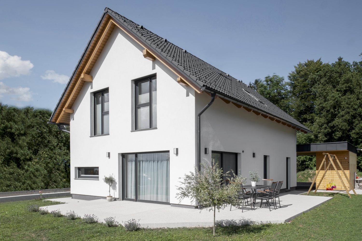 hisa-preslica-jelovica-2