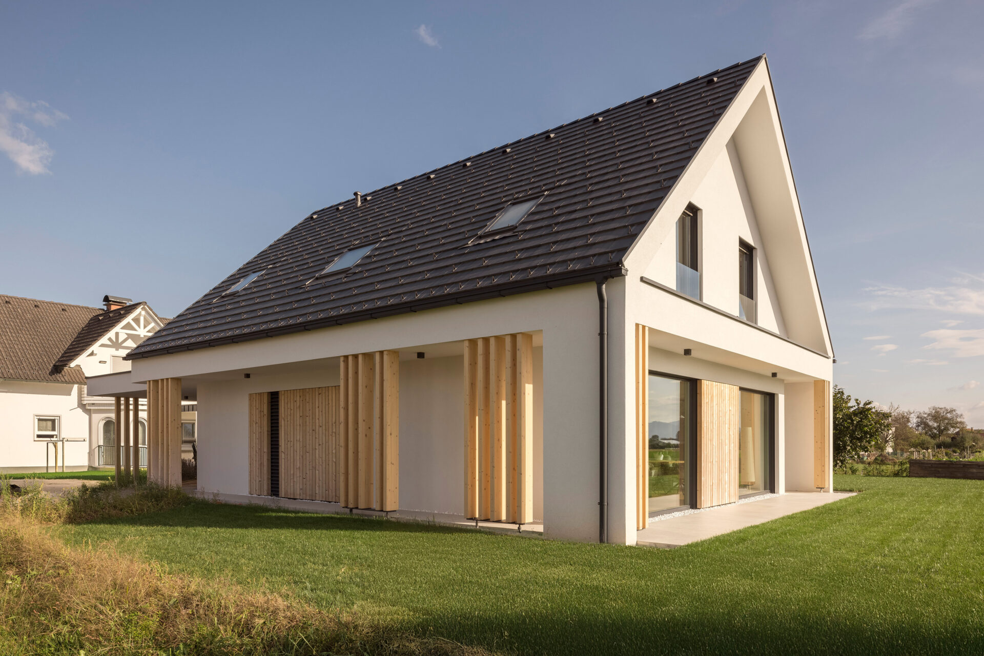 hisa-zlatica-jelovica-hise14