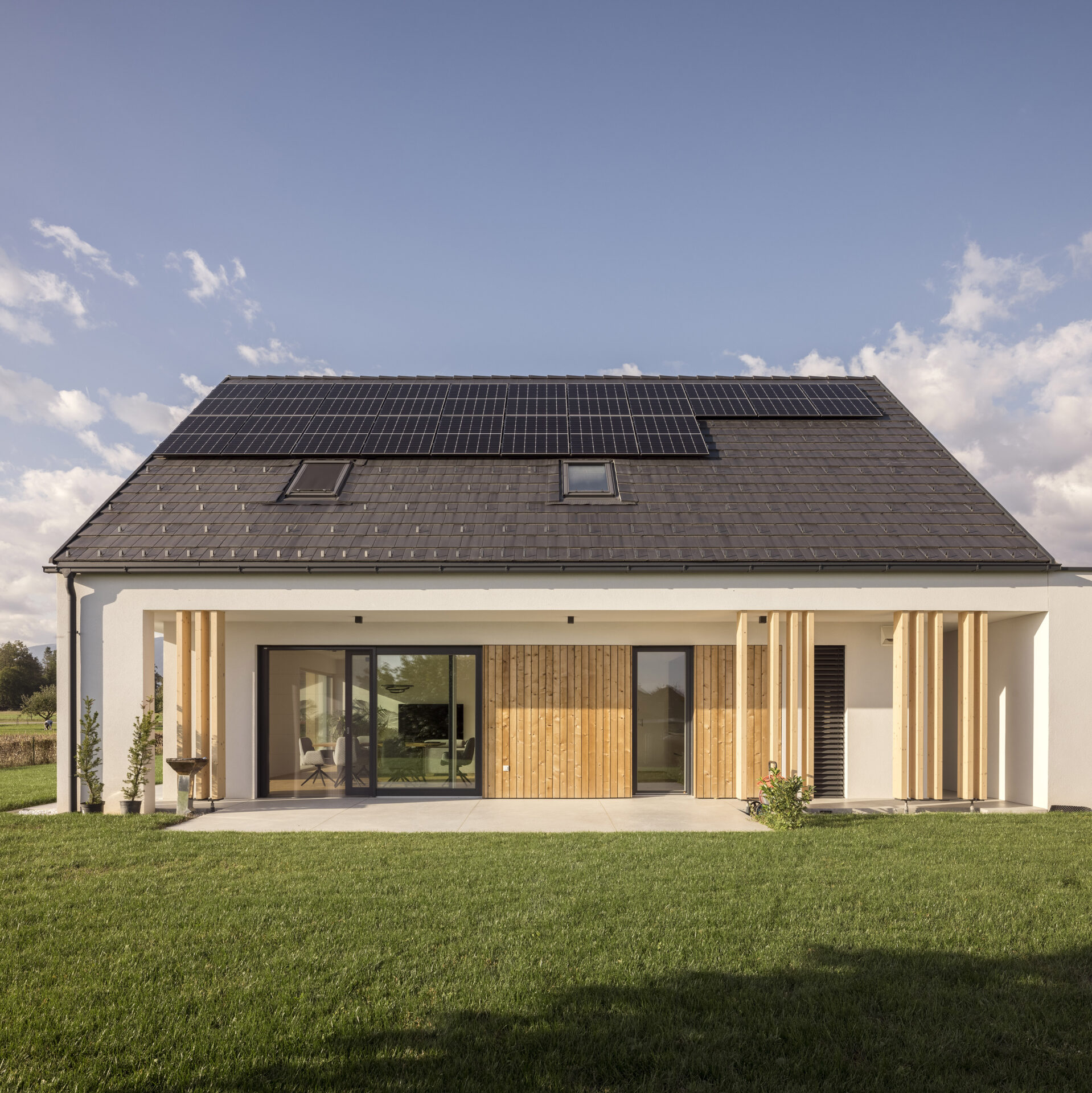 hisa-zlatica-jelovica-hise19